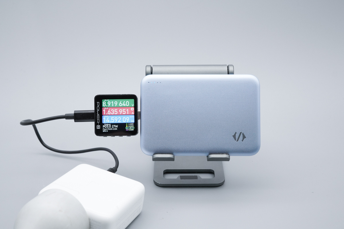 黑鲨刀锋3磁吸充电宝 BPB15