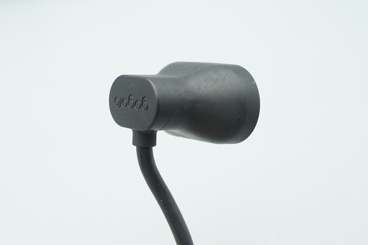 Gogoro智慧电动机车电池充电器 GC21