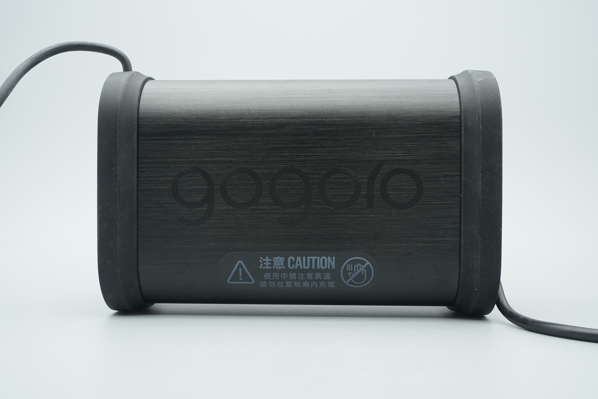 Gogoro智慧电动机车电池充电器 GC21