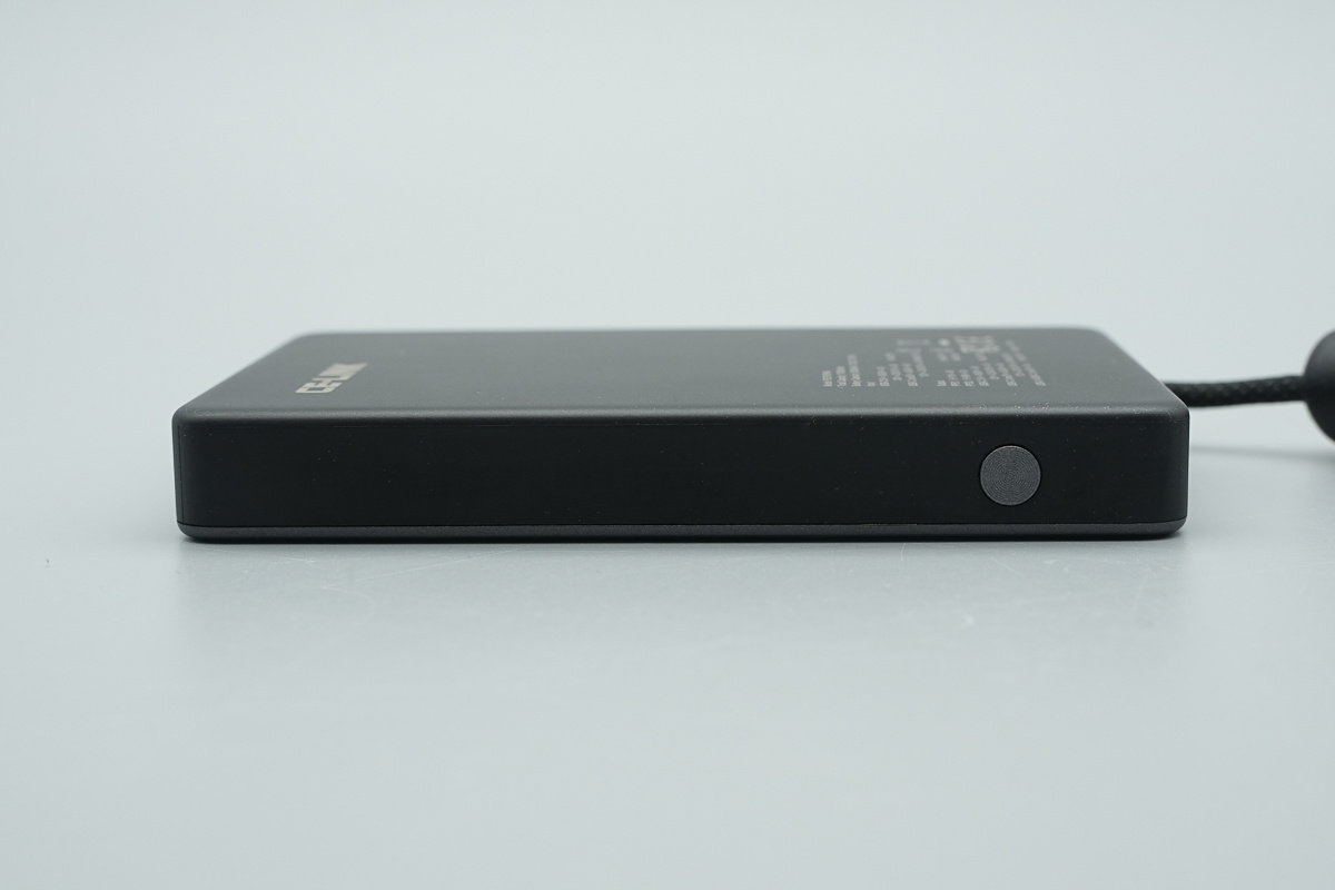 海能实业 30W 10000mAh半固态电芯移动电源 PS2P30PNA