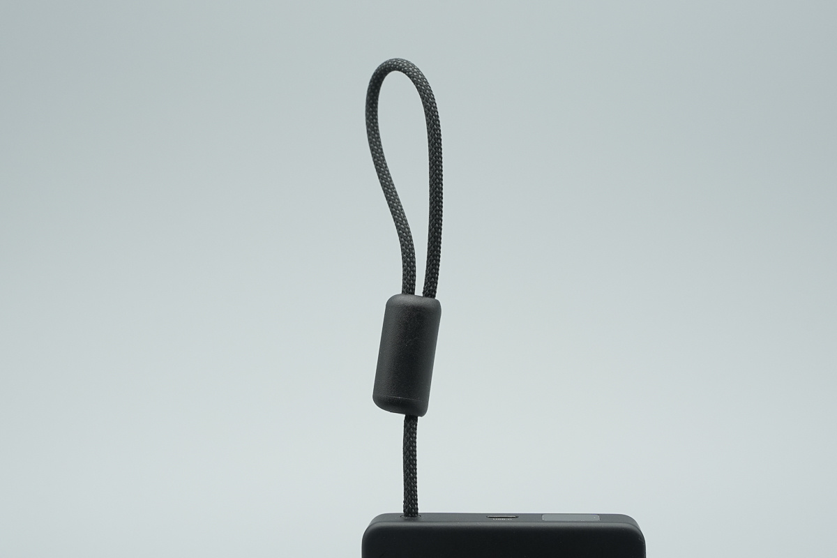 海能实业 30W 10000mAh半固态电芯移动电源 PS2P30PNA