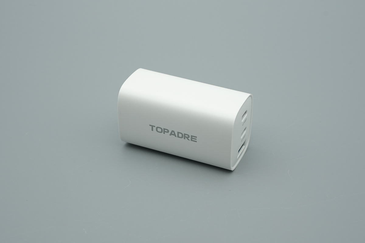 瑞吉达65W 2C1A氮化镓充电器 RCE-6506ACCL