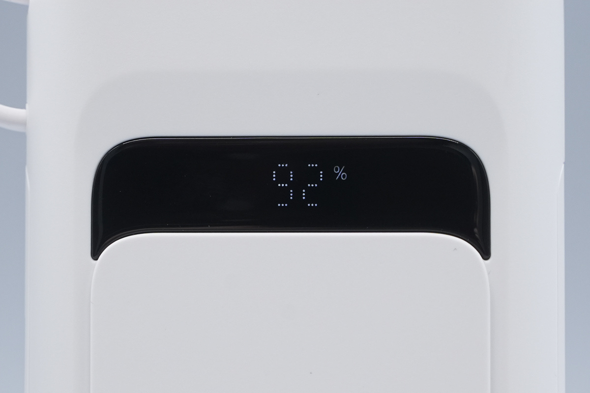 thinkplus 灵讯自带线 100W 大功率移动电源 PBLN10100A