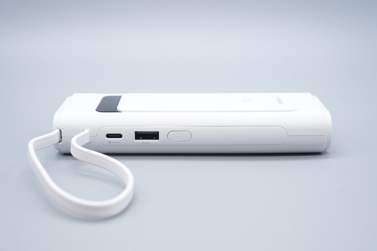 thinkplus 灵讯自带线 100W 大功率移动电源 PBLN10100A