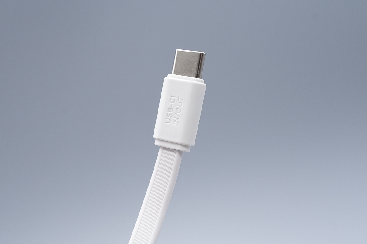 thinkplus 灵讯自带线 100W 大功率移动电源 PBLN10100A