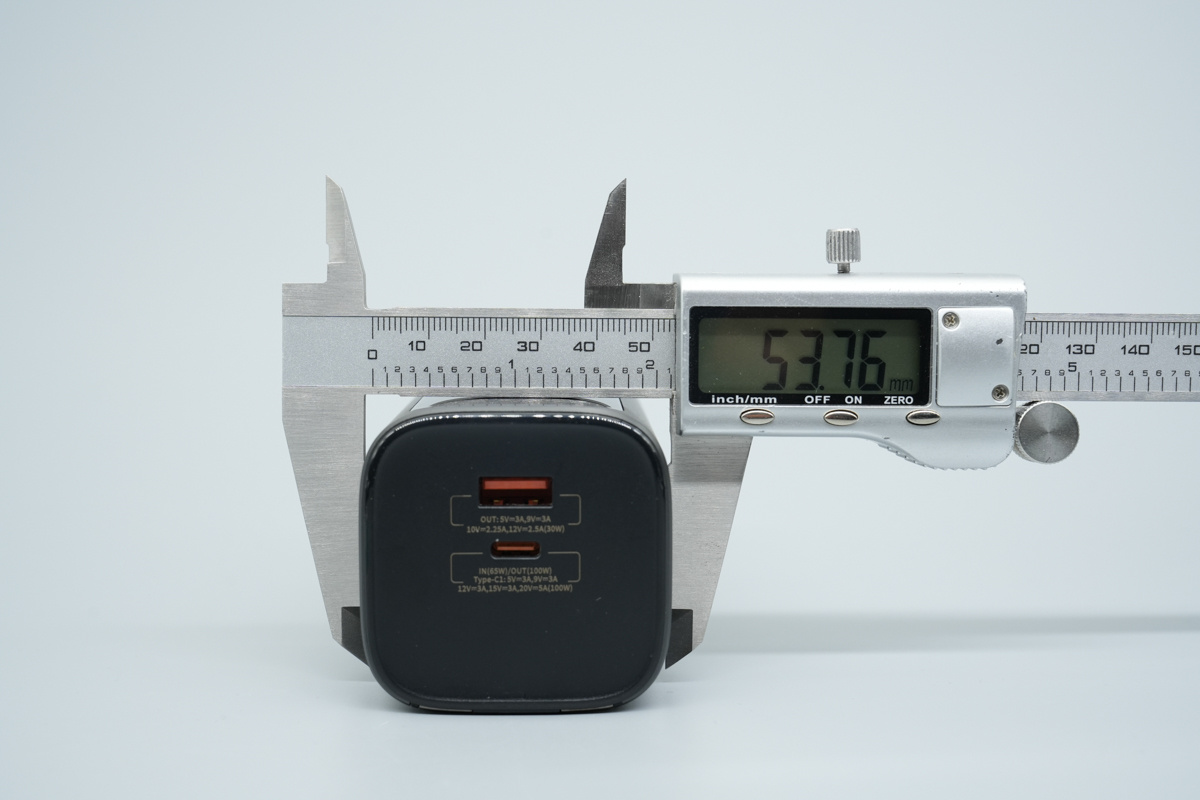 京东京造130W 20000mAh自带拉拉线移动电源 JP350