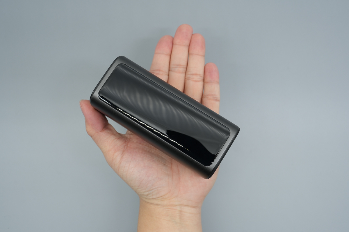 京东京造130W 20000mAh自带拉拉线移动电源 JP350