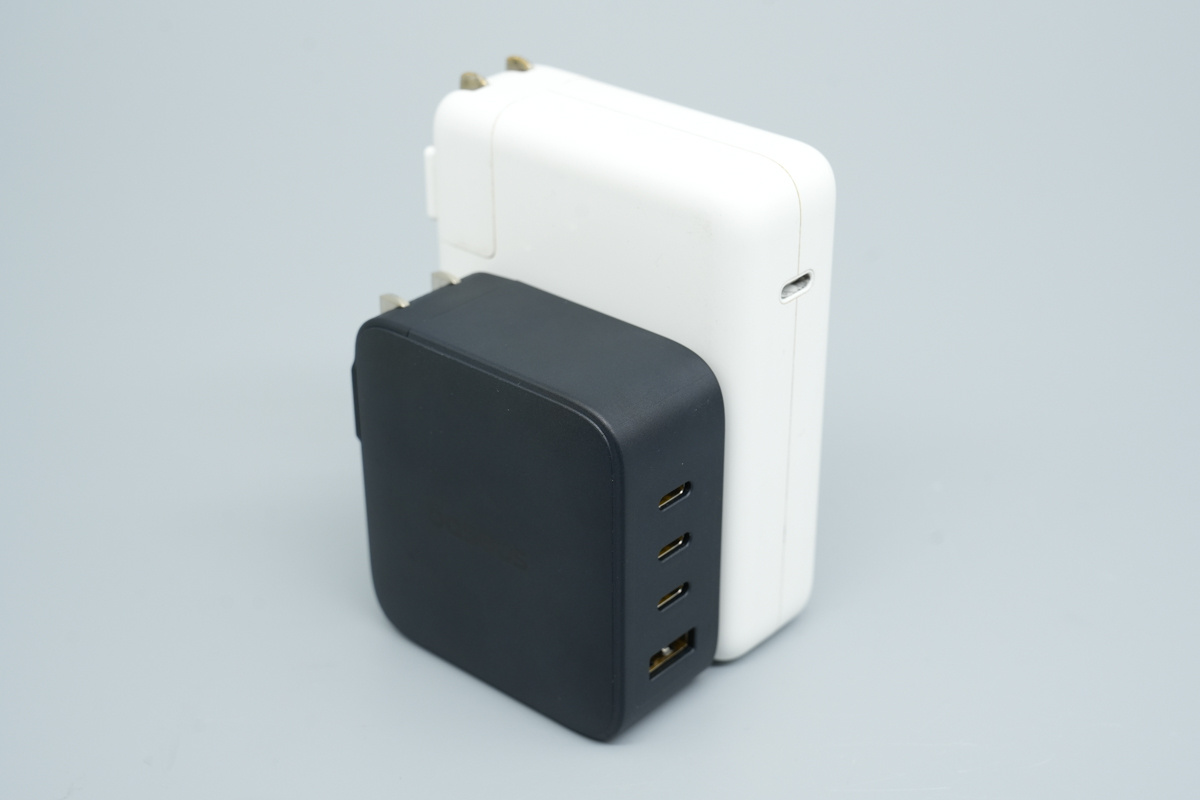 Baseus倍思140W 3C1A四口氮化镓充电器 E0120K