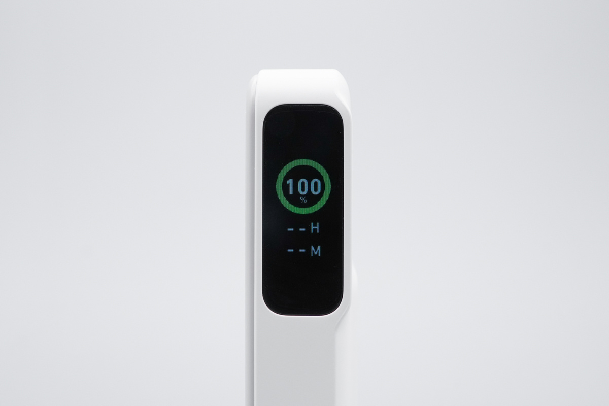 Anker Nano 屏显智能盾磁吸充电宝 A110Z
