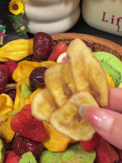 Szupermodell csalogató snack, olaj nélkül, 0 hozzáadott cukorral, vegyes gyümölcs-zöldség chips