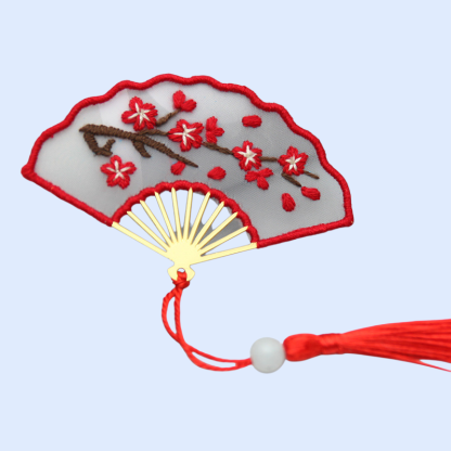 手工刺繡送男友車掛飾