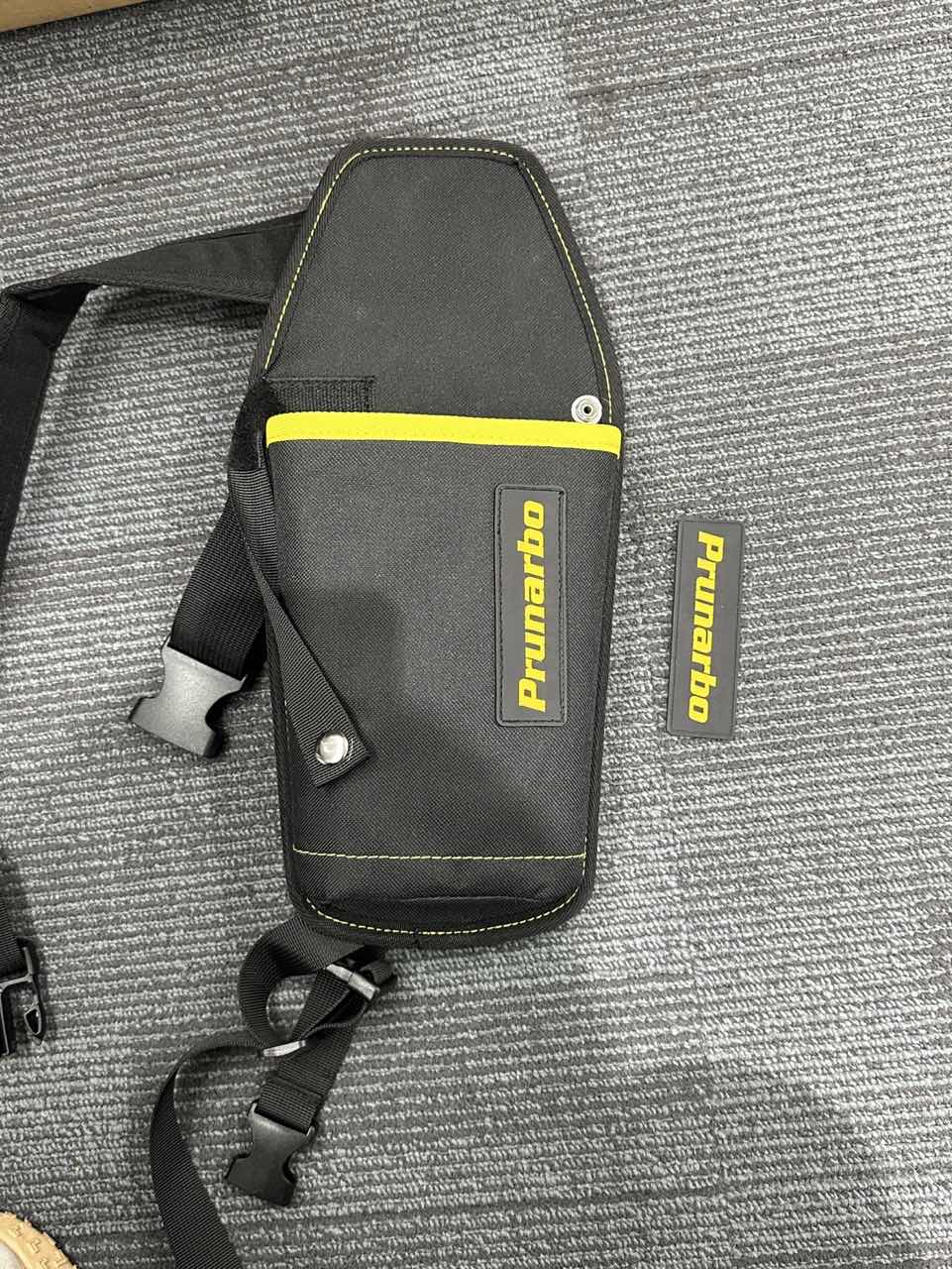 ウェストバッグ2.0 電動鋏用 【アップグレードモデル】 脱着自由レッグストラップ付 高強度プラスチック製 ハードインナー 安定性抜群