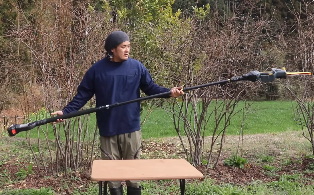 【チェーンソー ポール付きセット】8インチ 電動チェーンソー スピード特化 収納ケースなし バッテリー2個 予備チェーン付き 品番:PR-E8