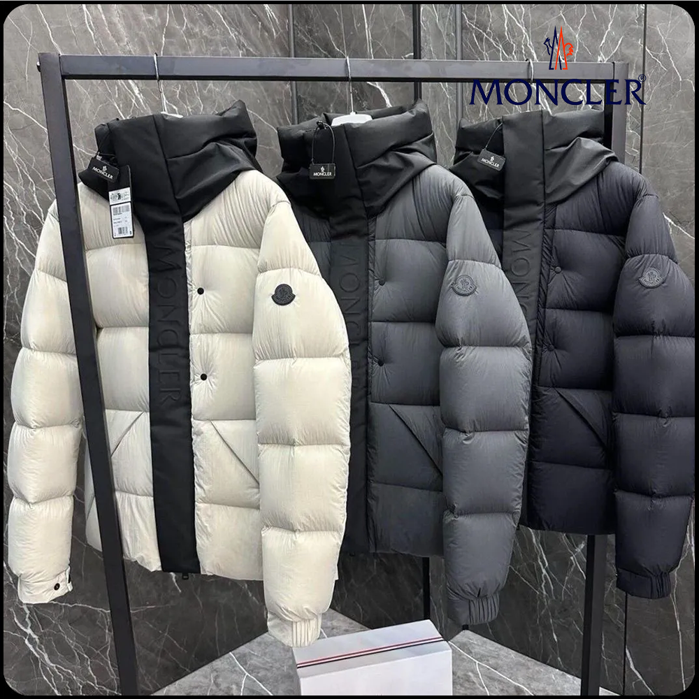 【MONCLER】Madeira フロントロゴ ショート ダウンジャケット