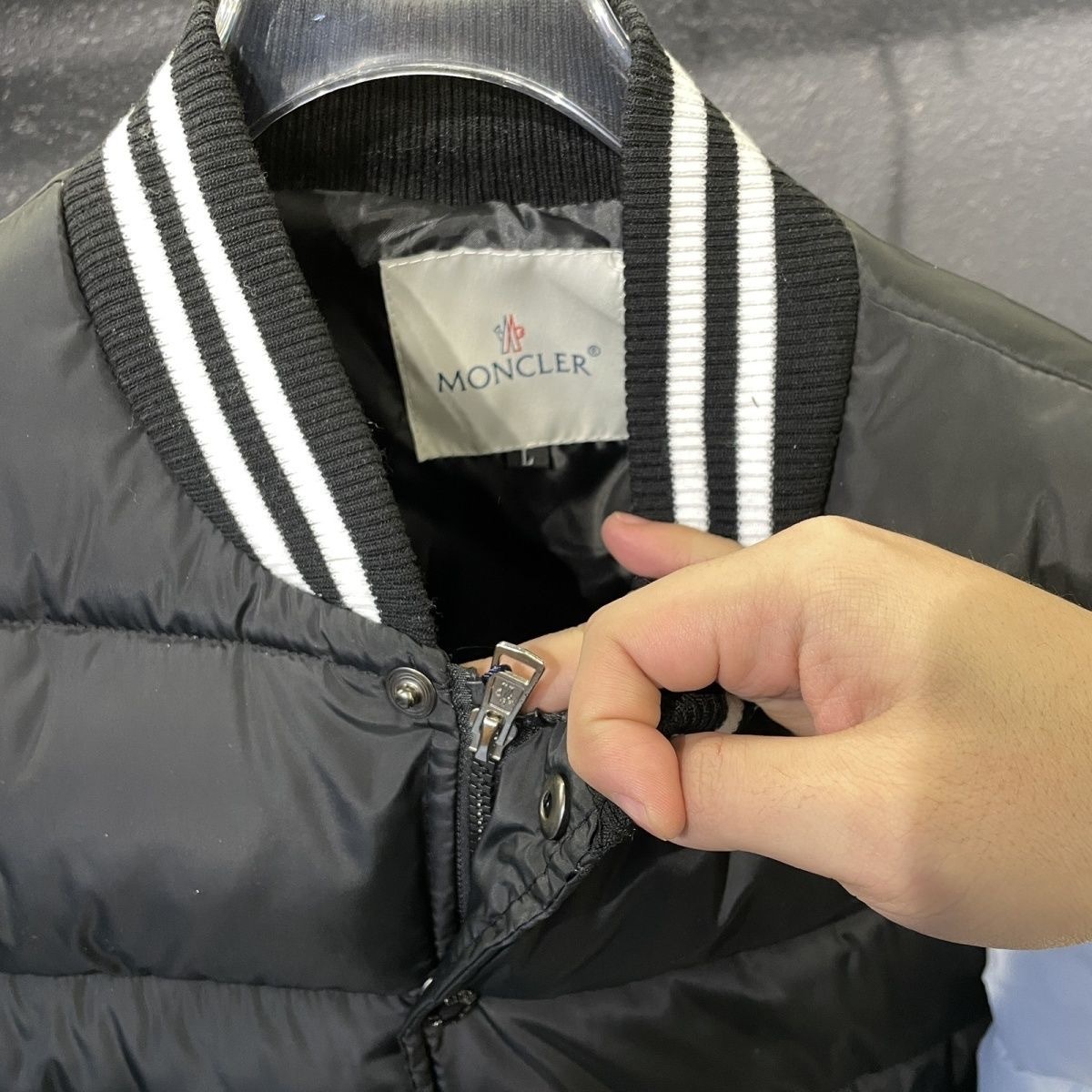 【MONCLER】新作もセール！LATELTIN ネイビー