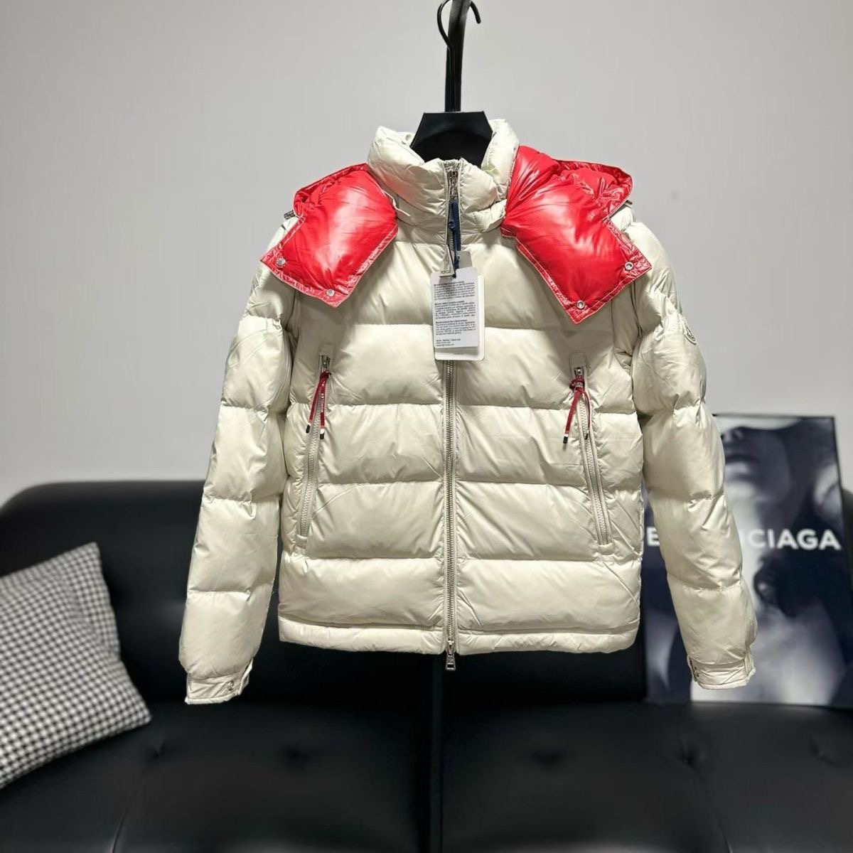 MONCLER 25S メンズ ポワリエ パファージャケット