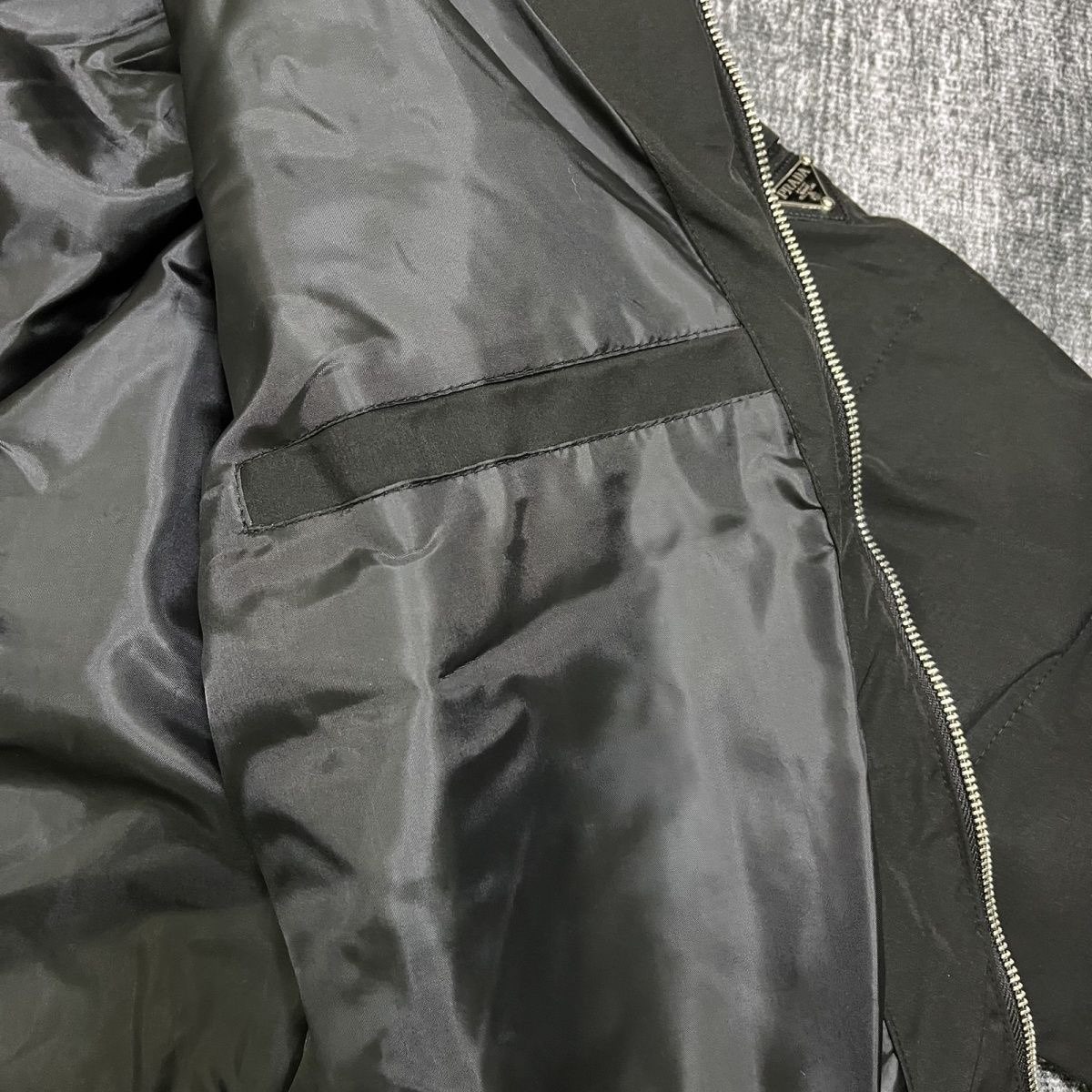 PRADA プラダ Re-Nylon リナイロン クロップド ジャケット