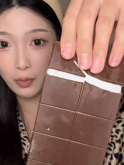 Dubai Style Pistachio Nougat Chocolate