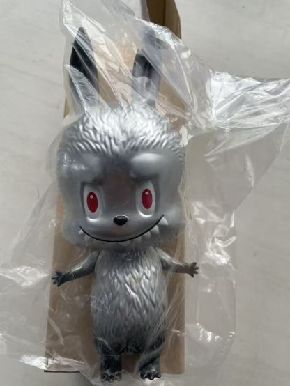 Purchasing agent, LABUBU--Thailand Limited Edition