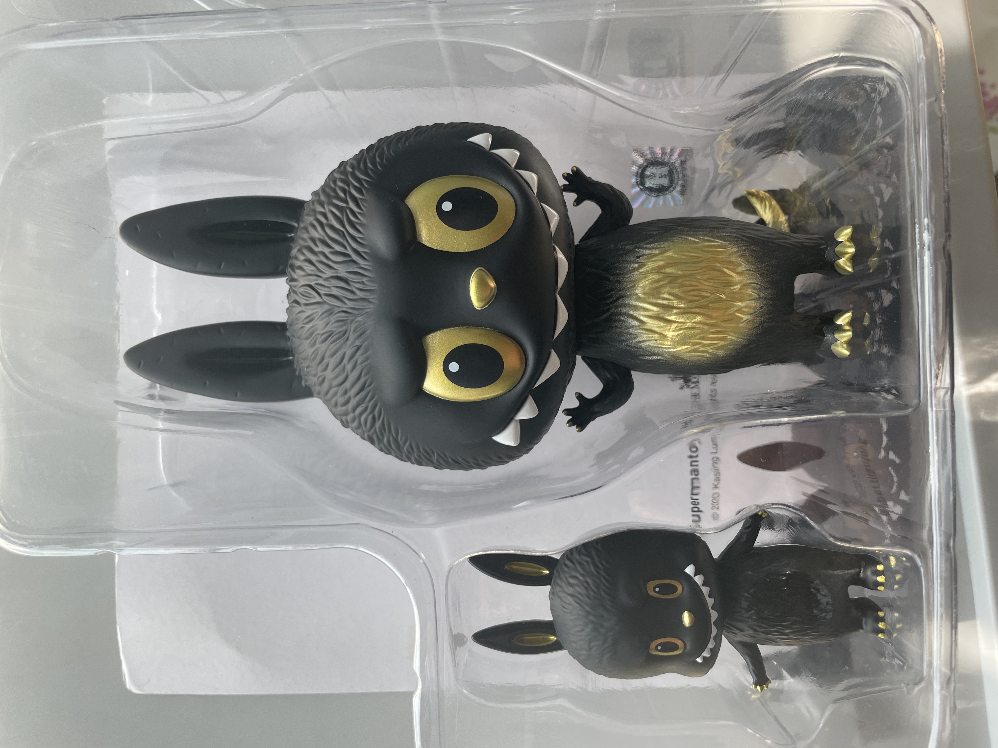 purchase on behalf，Labubu  L size/Hong Kong Black Gold Limited Edition