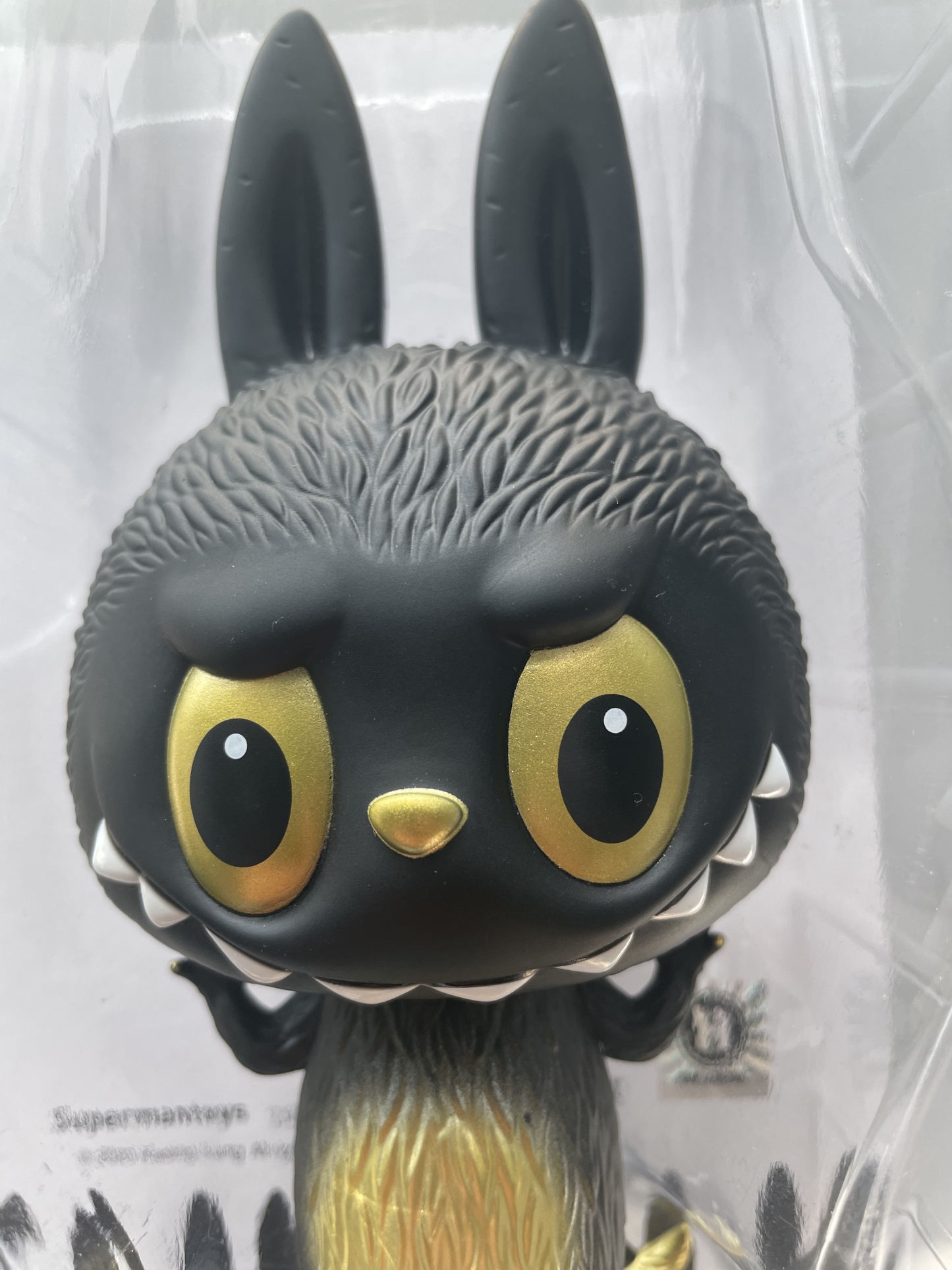 purchase on behalf，Labubu  L size/Hong Kong Black Gold Limited Edition