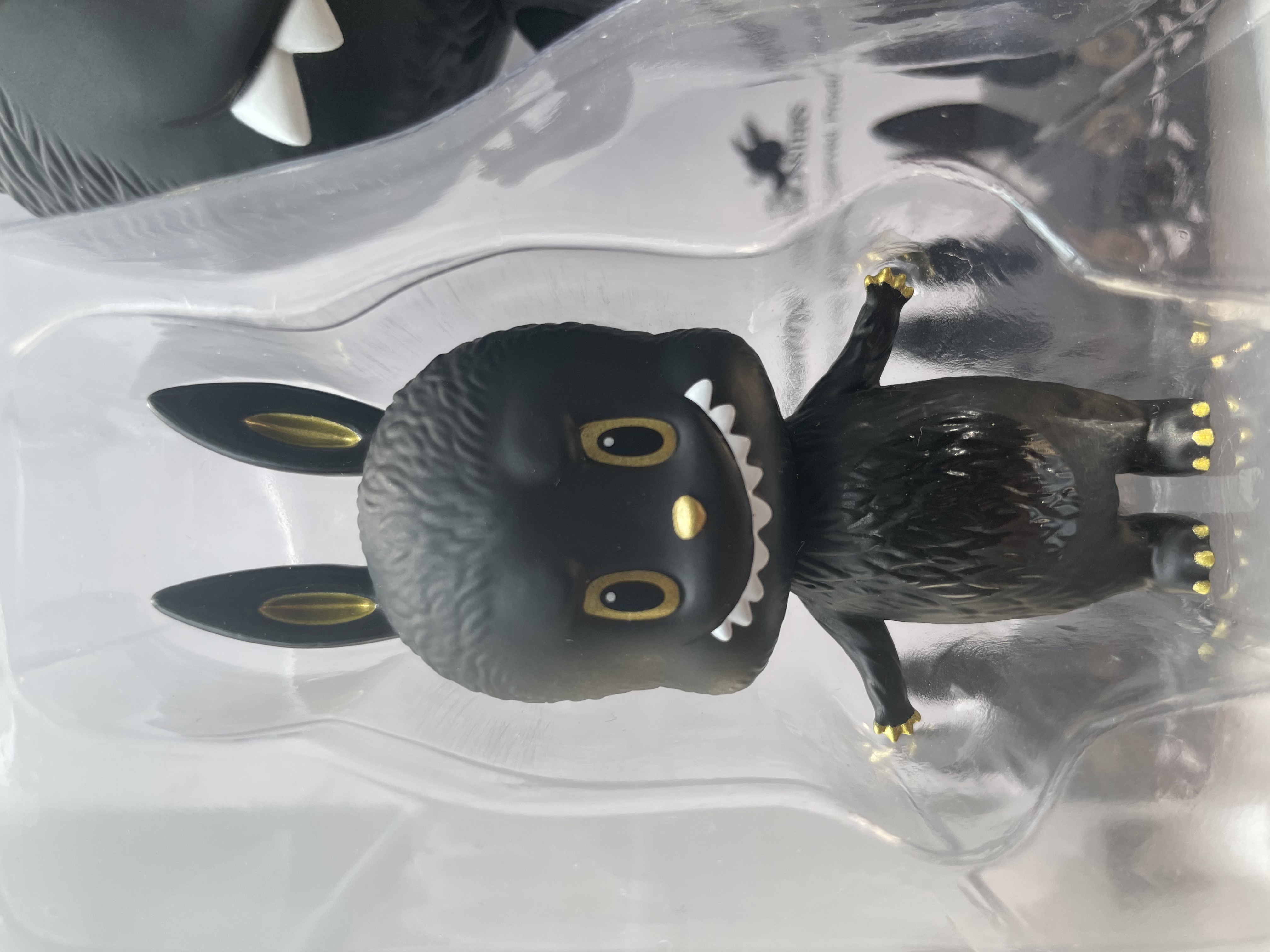 purchase on behalf，Labubu  L size/Hong Kong Black Gold Limited Edition