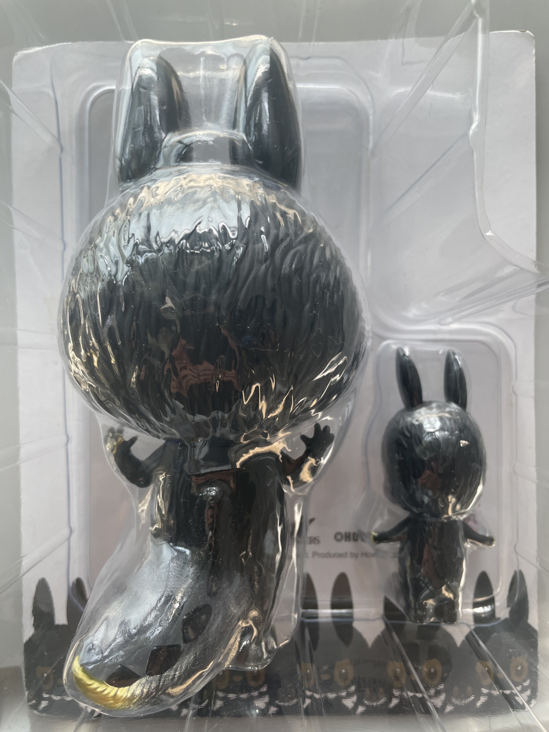 purchase on behalf，Labubu  L size/Hong Kong Black Gold Limited Edition