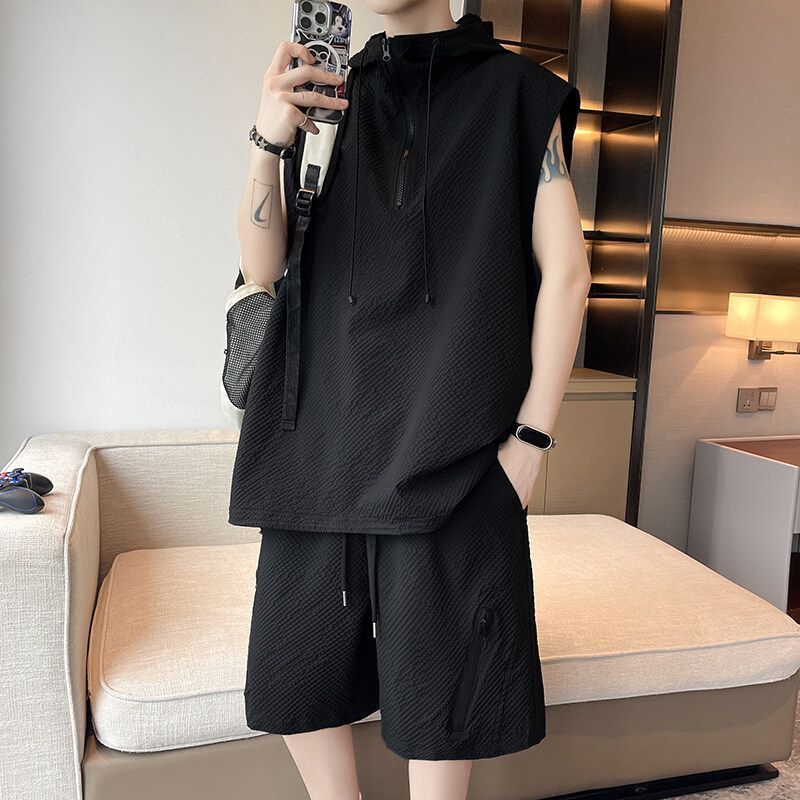 【整套】冰絲休閒運動連帽時尚無袖t恤短褲兩件套裝