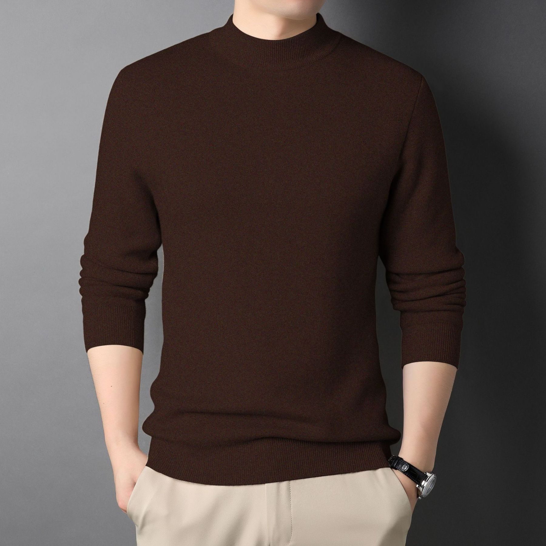 素色半高領修身打底毛衣