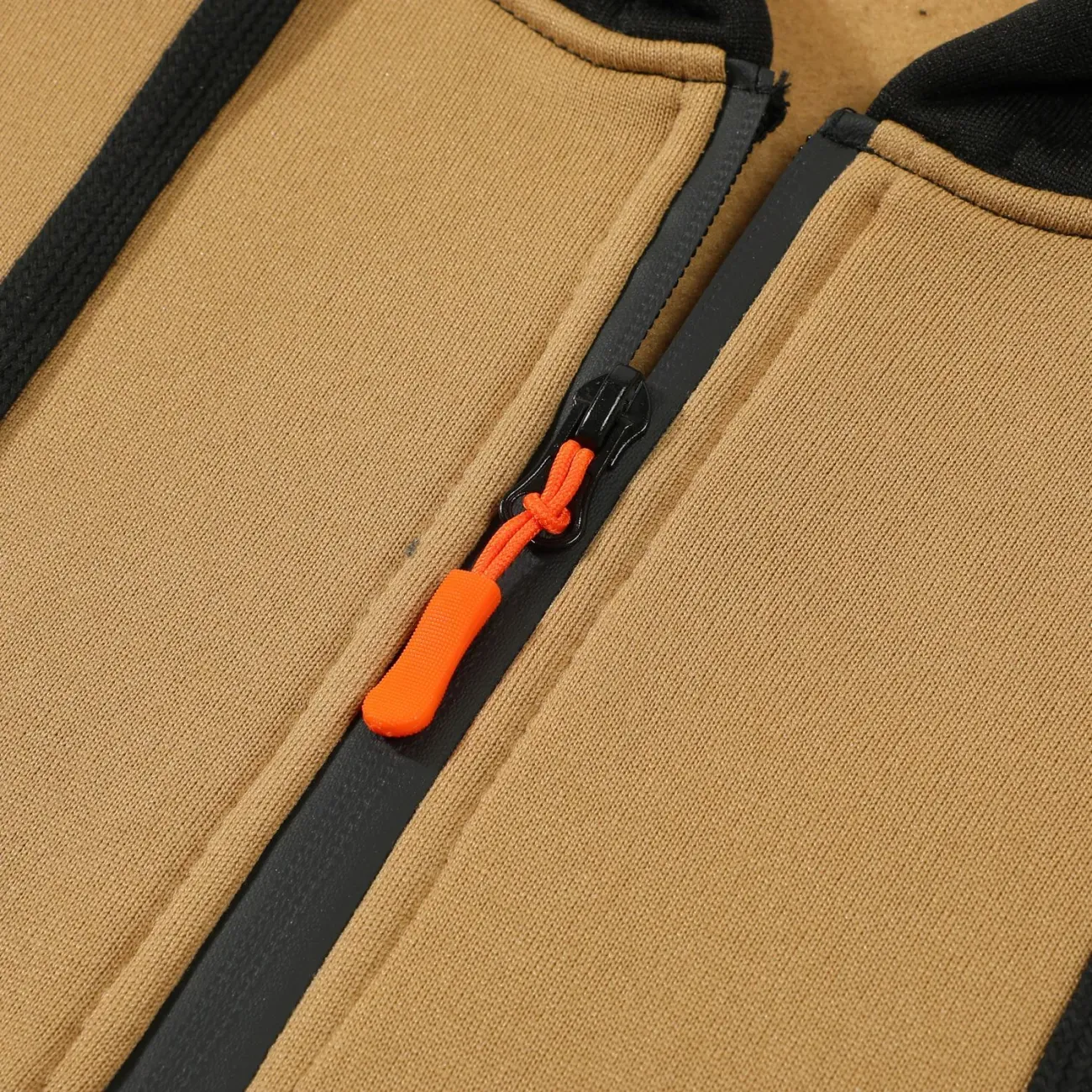 半拉鍊多口袋套頭插肩拼接運動休閒連帽衫