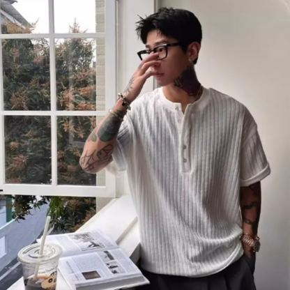 肌理褶皺軟糯感亨利領修身V領短袖t恤