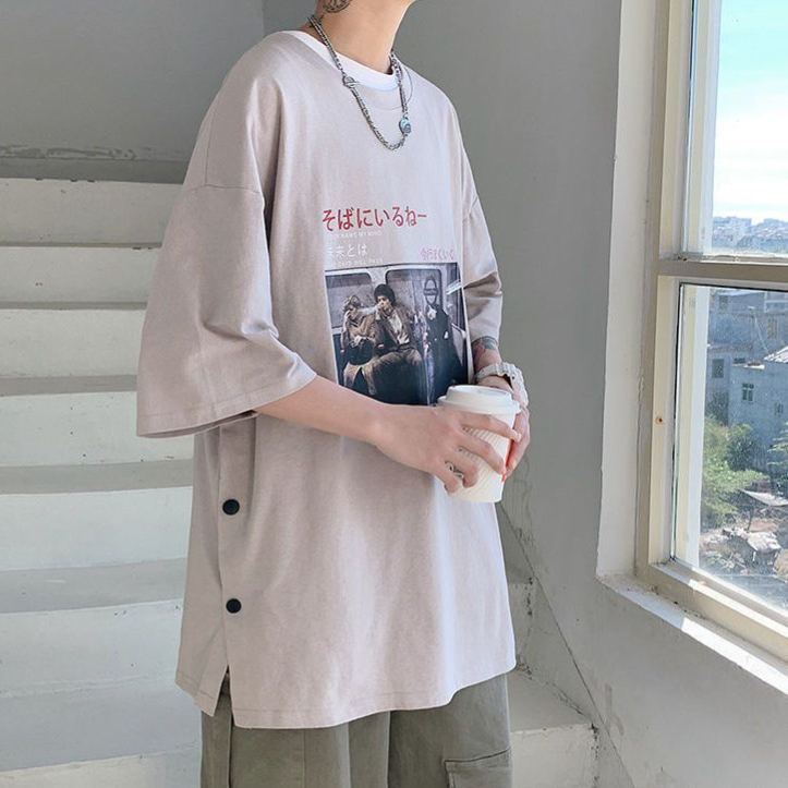 港風潮流寬鬆大碼印花百搭排扣短袖t恤