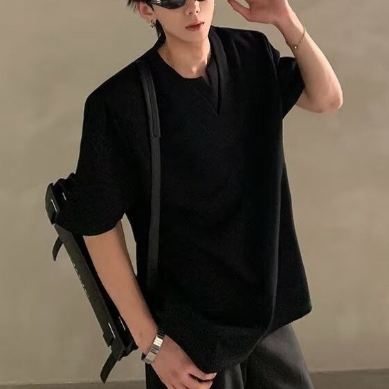 美式高街V領休閒素色正肩短袖T恤