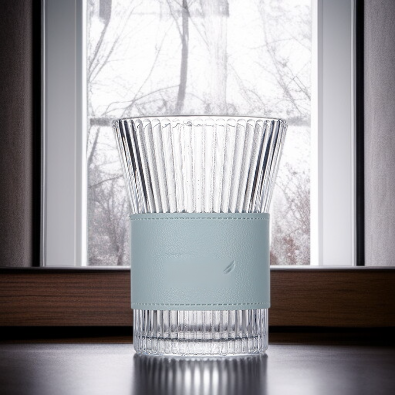 Anti-scalding tea cup