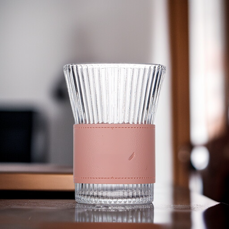 Anti-scalding tea cup