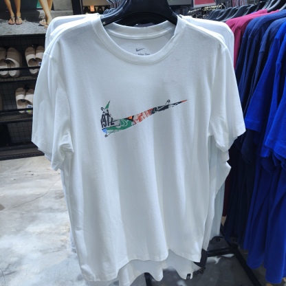 Nike Mens T-shirt at Only $39
