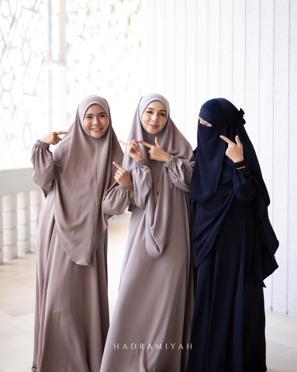 Jubah Asiah (Free Tudung Sarung Berdagu & Niqab 1 Layer)