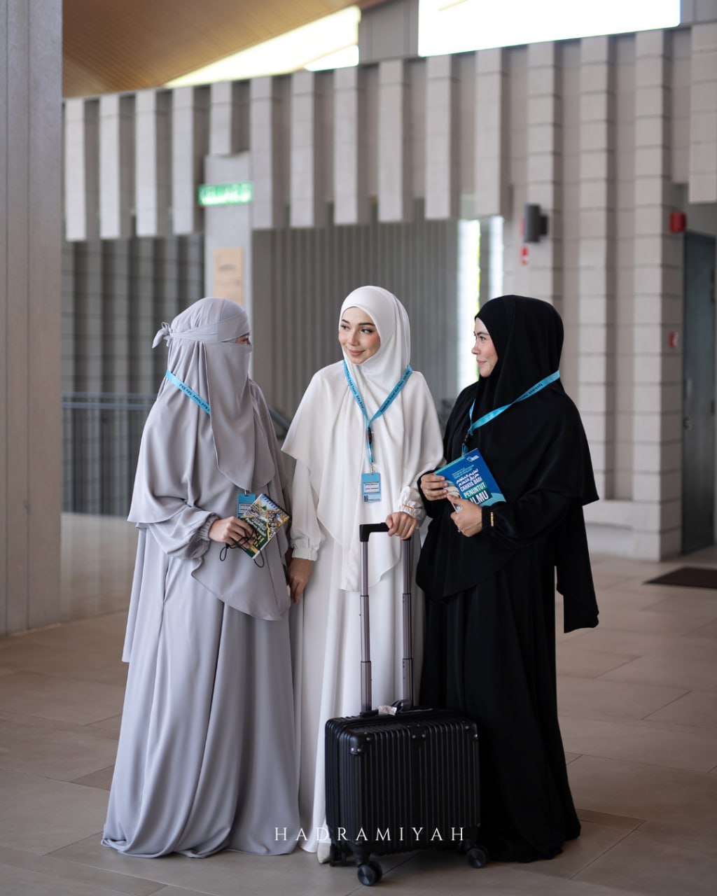 Jubah Asiah (Free Tudung Sarung Berdagu & Niqab 1 Layer)