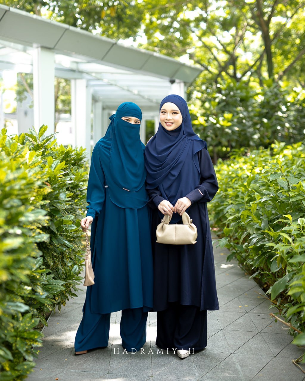 Huda Suit