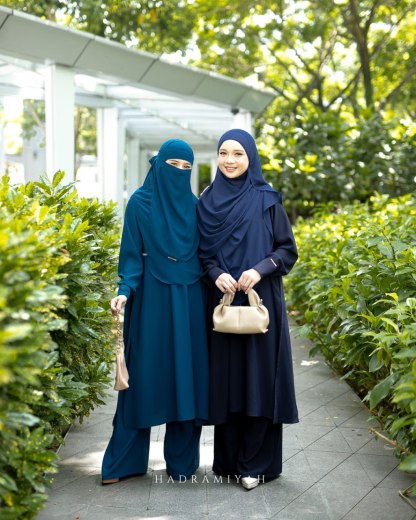 Huda Suit
