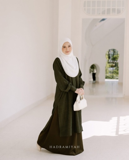 Hadramiyah Melur Blouse Skirt Suit Umrah Travel Muslimah