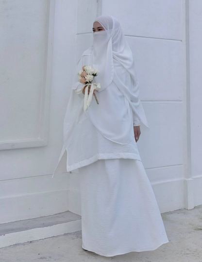 Hadramiyah Daisy Blouse Skirt Suit (Blouse & Skirt) Umrah Travel Muslimah