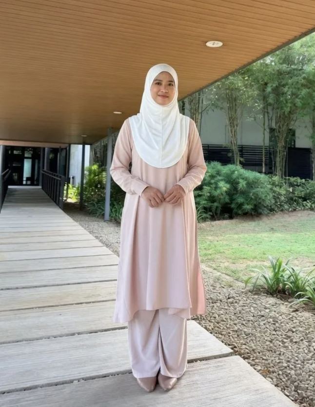 Hadramiyah Huda Suit Umrah Travel Muslimah (Tanpa Tudung)
