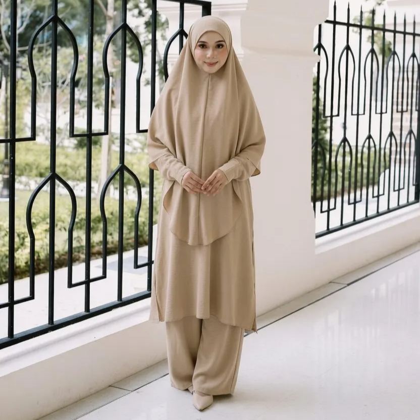 Hadramiyah Huda Suit Umrah Travel Muslimah (Tanpa Tudung)