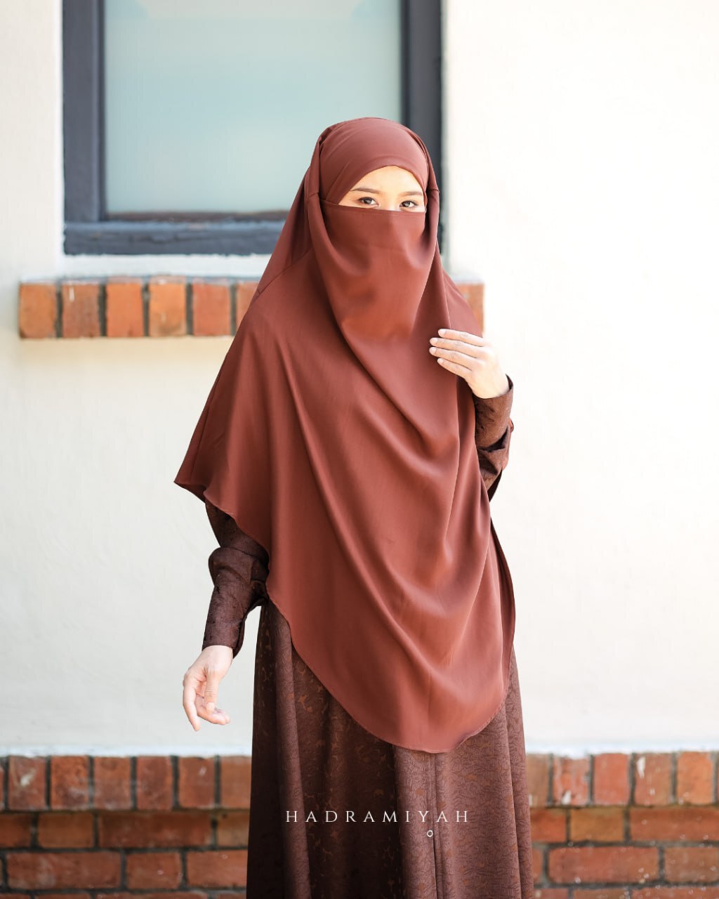 Khimar Amina