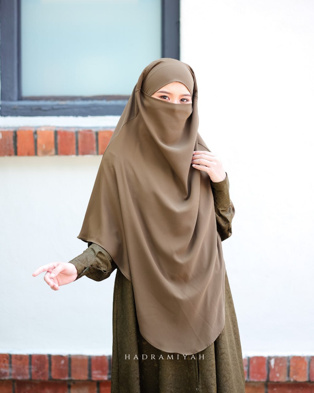 Khimar Amina