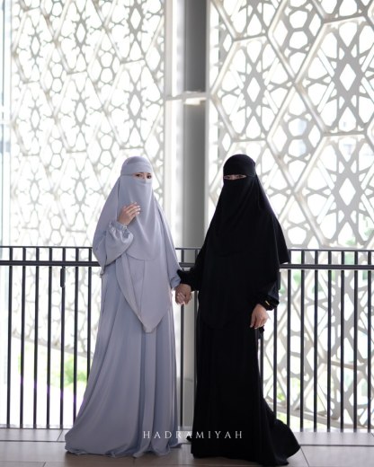 Jubah Asiah (Free Tudung Sarung Berdagu & Niqab 1 Layer)