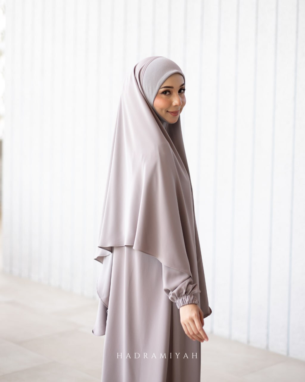 Khimar Sarung Berdagu Asiah Termasuk Niqab 1 Layer