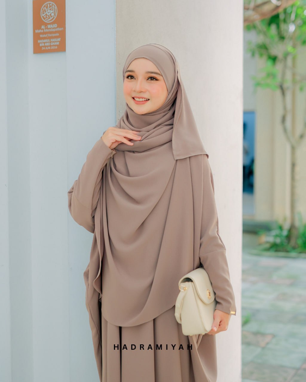 Jubah Asma' (Free Instant Khimar Shawl & Free Niqab)
