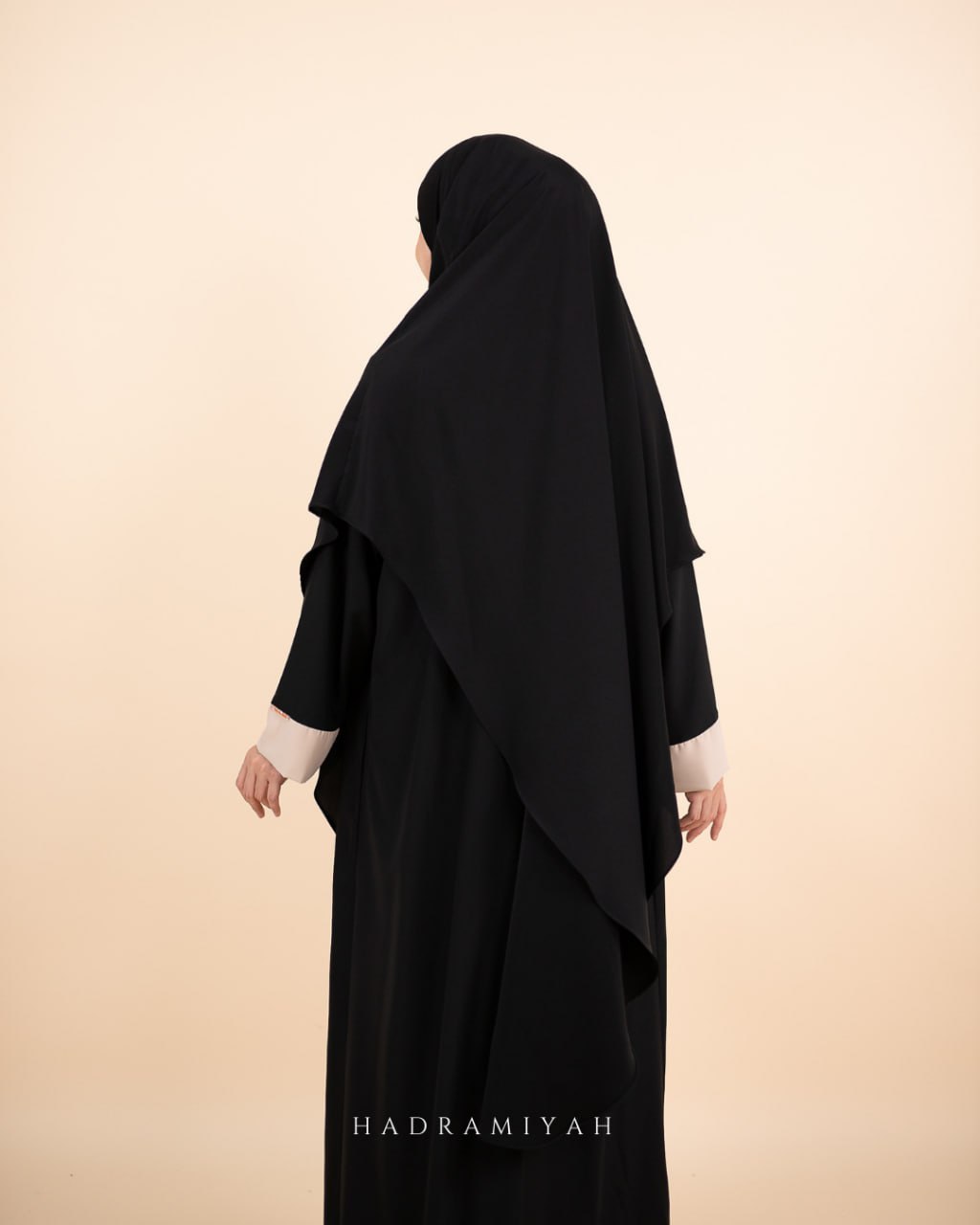 Abaya Balqis